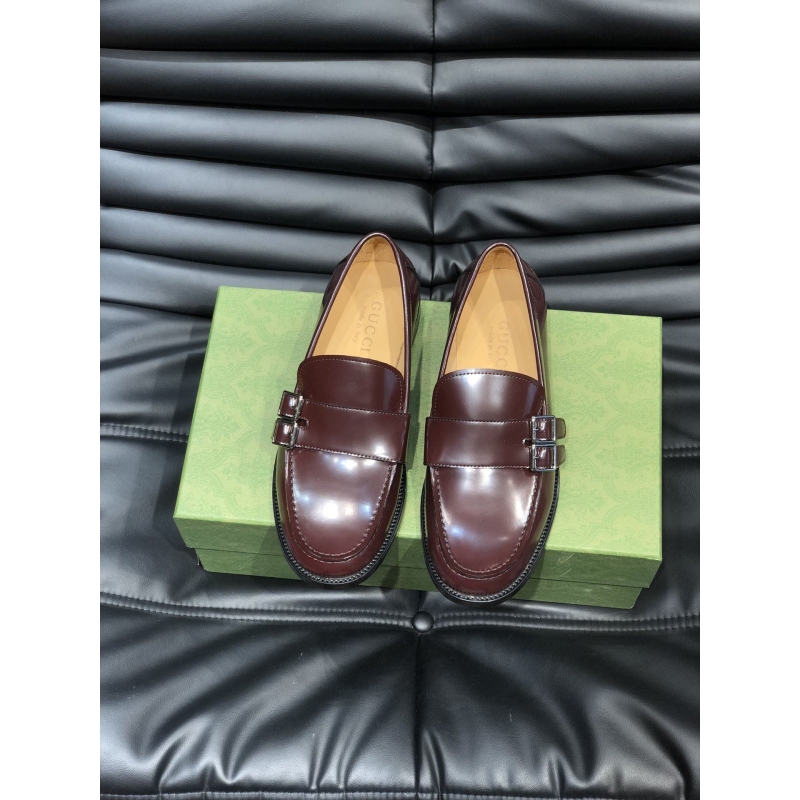 G*u*i leather shoes